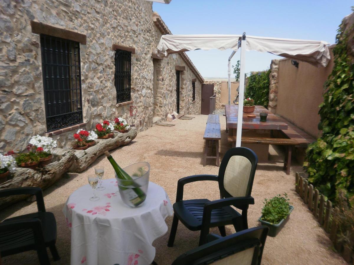 Hostal Camino del Prado Santa Maria la Real de Nieva Exterior foto