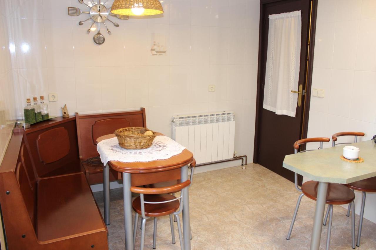 Hostal Camino del Prado Santa Maria la Real de Nieva Exterior foto